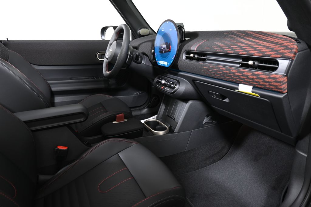 Thumbnail: 2026 MINI Cooper - 25