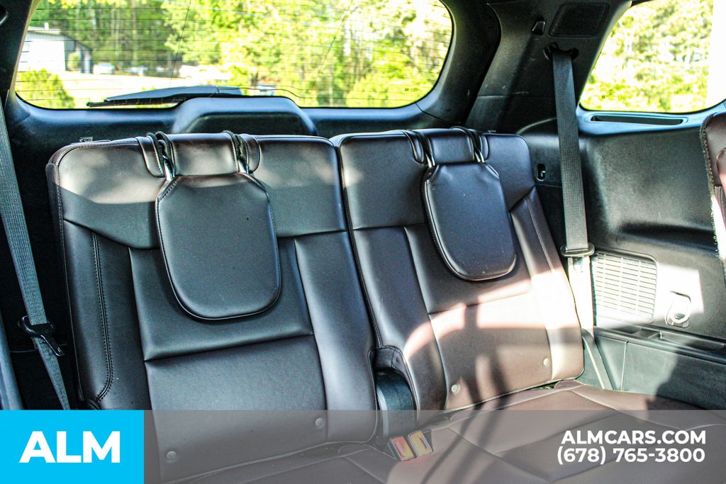 Used 2025 Black Ford Platinum image 15