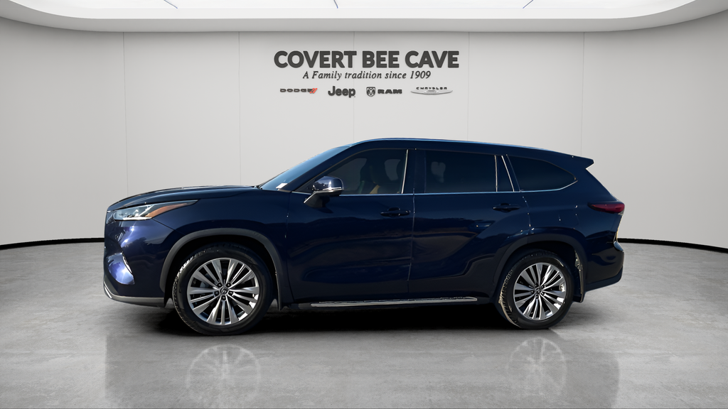 Used Car 2022 Toyota Highlander  Platinum For Sale Under $40,000 In Austin, Texas