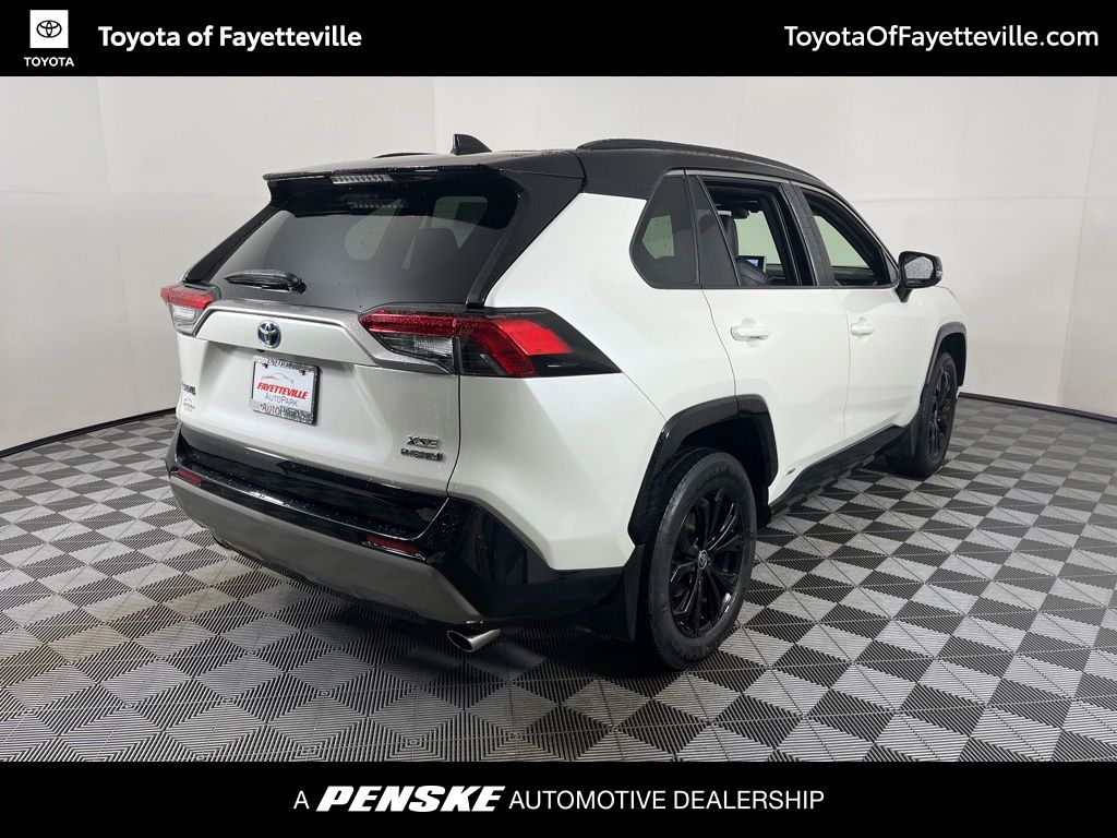 Thumbnail: 2022 Toyota RAV4 - 5