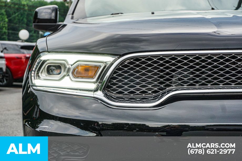 Used 2023 Black Dodge SXT image 12