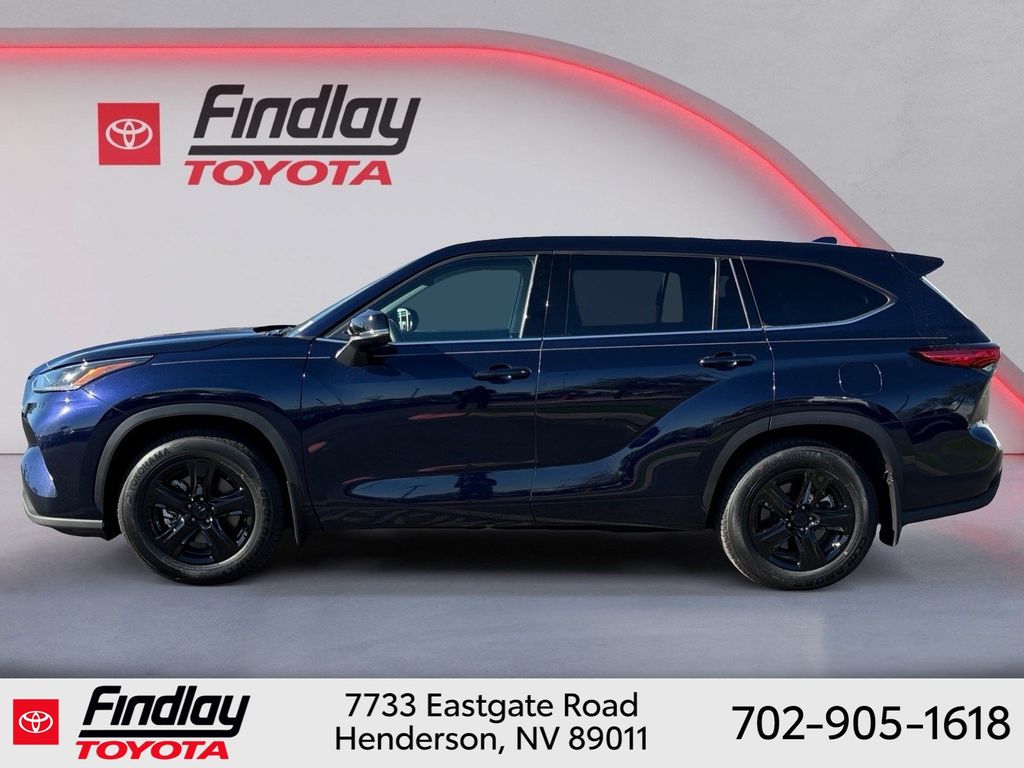Used 2021 Toyota Highlander SUV