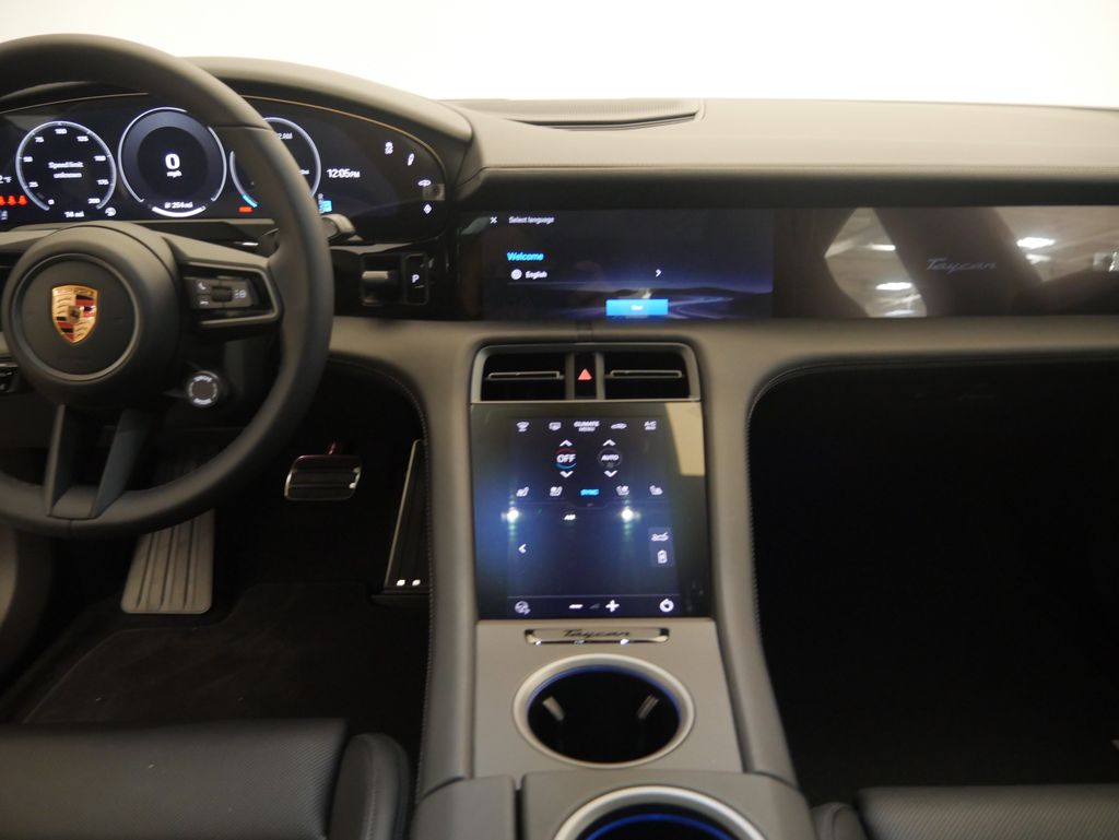 Thumbnail: 2026 Porsche Taycan - 28