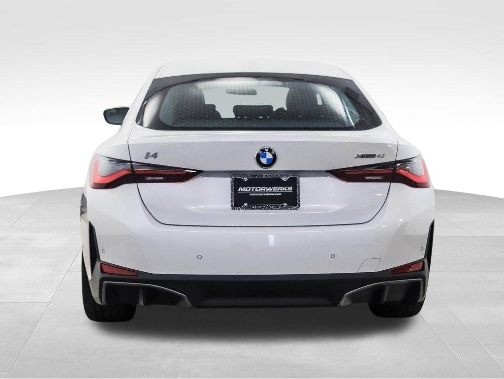 Thumbnail: 2026 BMW i4 - 4