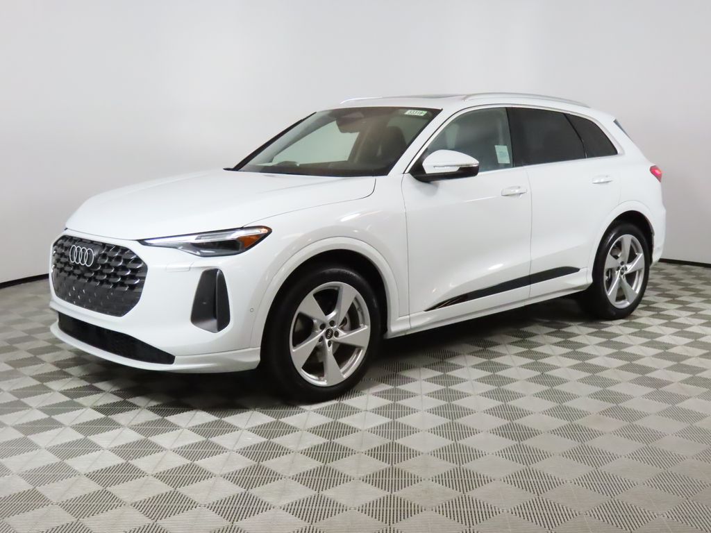 Thumbnail: 2025 Audi Q5 - 1