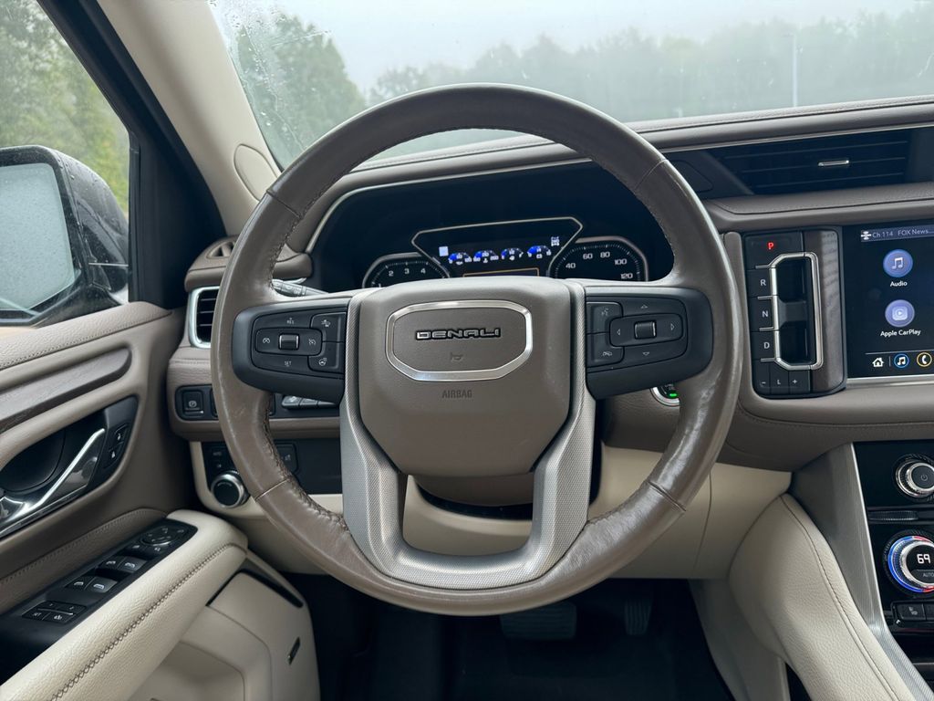 2021 GMC Yukon Denali 11