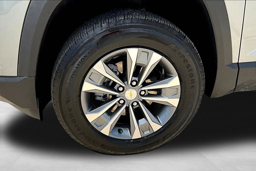 Used 2026 Chevrolet Equinox SUV