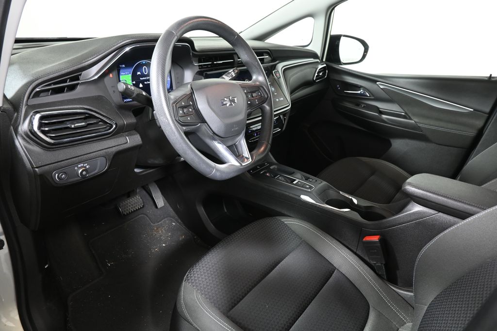 Thumbnail: 2023 Chevrolet Bolt EV - 13
