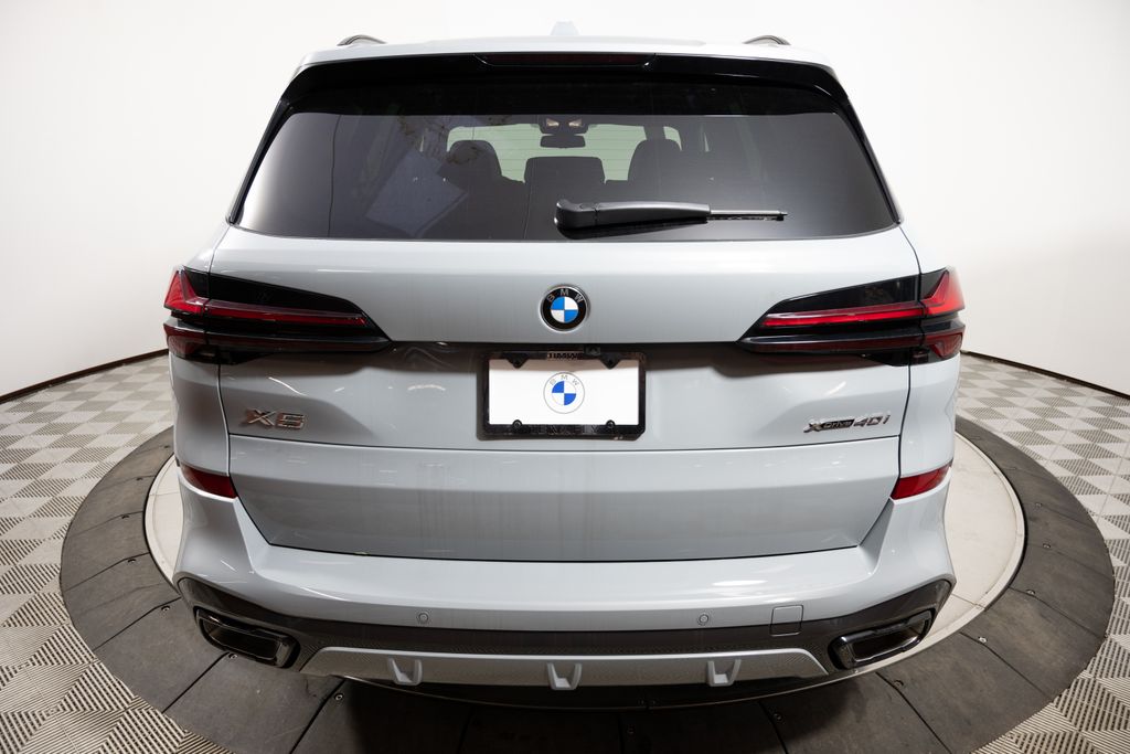 Thumbnail: 2026 BMW X5 - 4