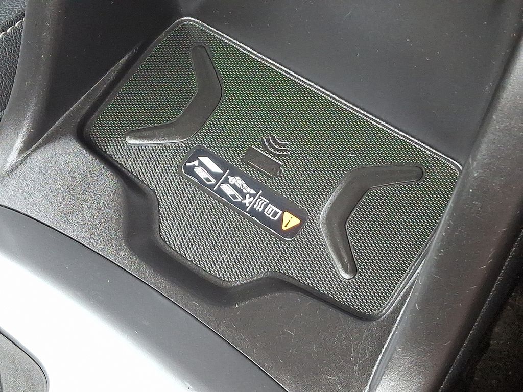 Thumbnail: 2019 Chevrolet Colorado - 26