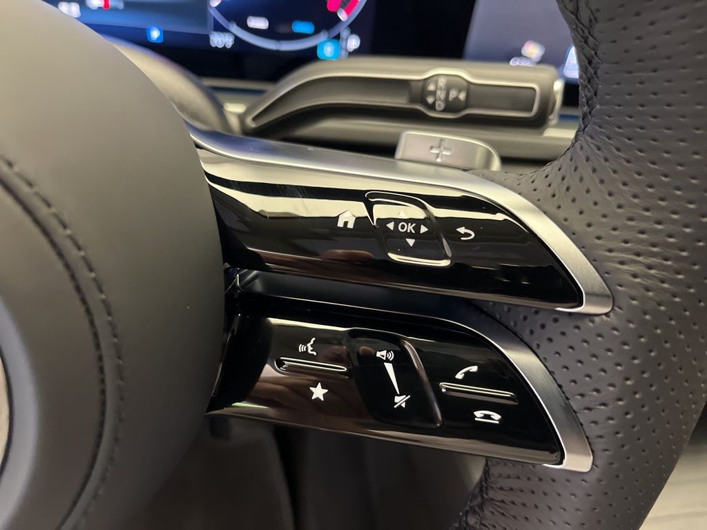 Thumbnail: 2026 Mercedes-Benz GLS - 16