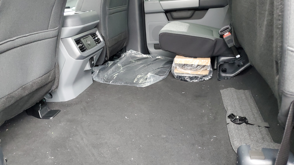 New 2026 White Ford XLT image 39