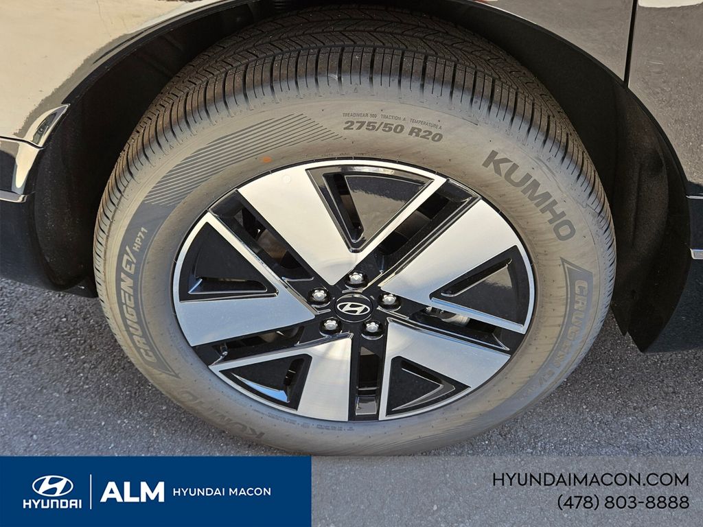 New 2026 Green Hyundai SEL image 11