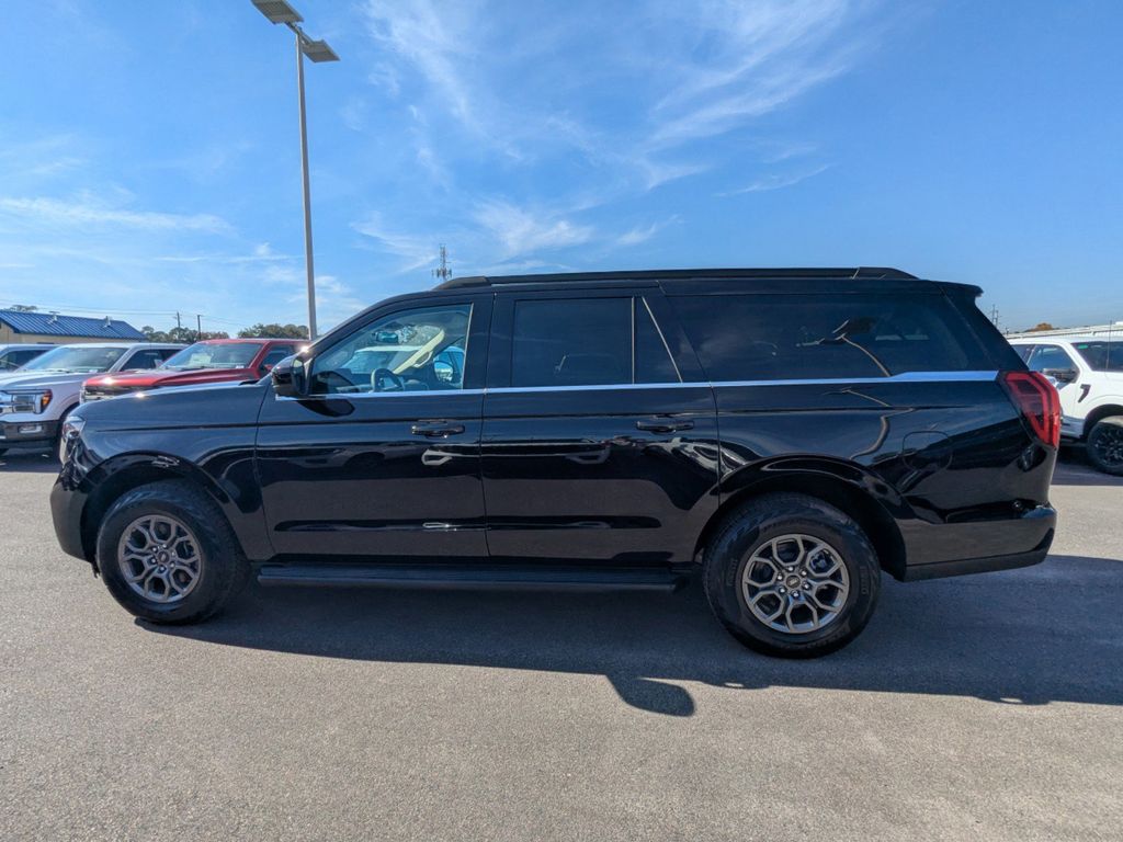 2025 Ford Expedition Active MAX