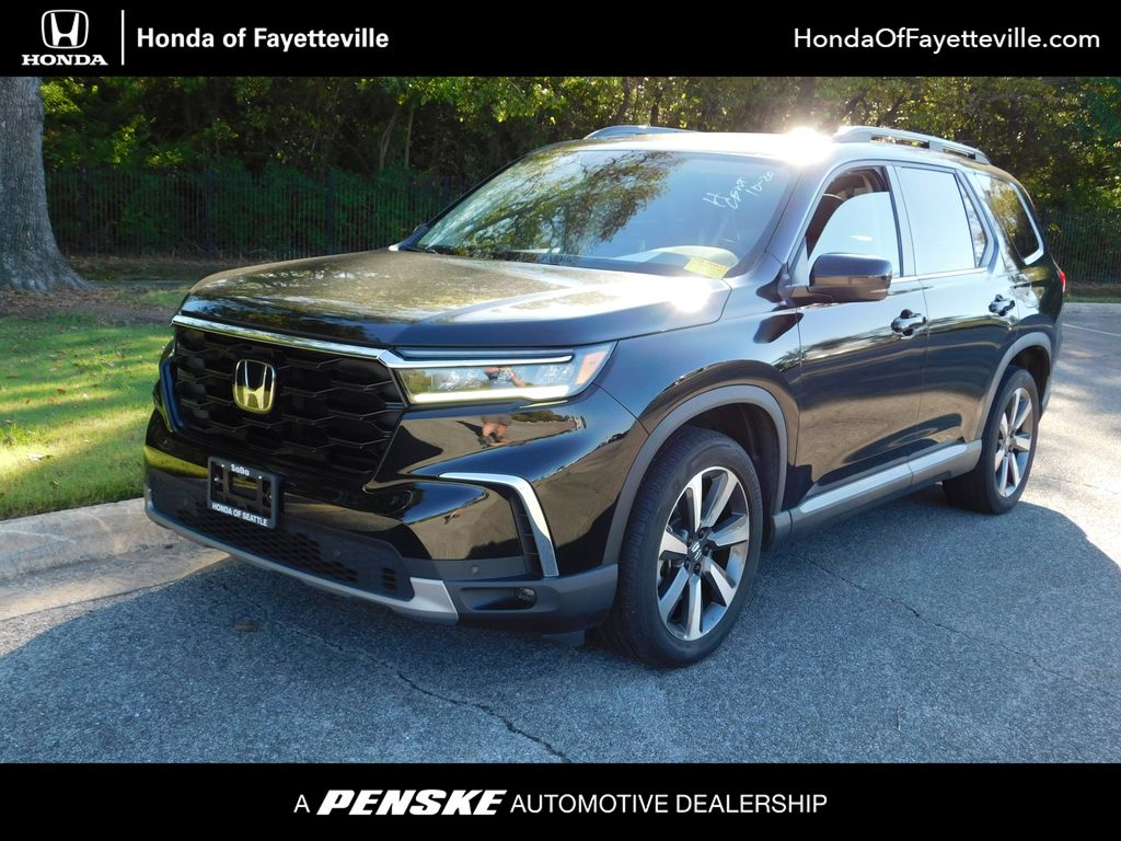 Thumbnail: 2023 Honda Pilot - 1