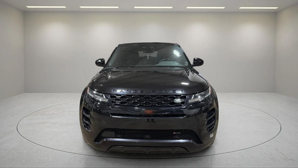 Used 2022 Santorini Black Metallic Land Rover Dynamic image 16
