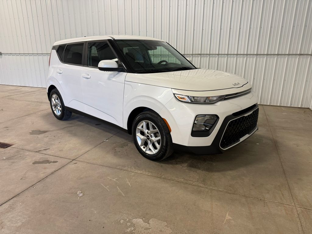 used 2022 Kia Soul car, priced at $16,358