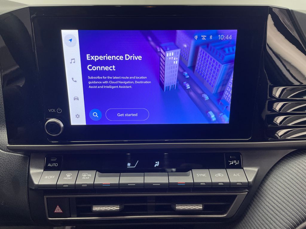 Thumbnail: 2025 Toyota Camry - 25