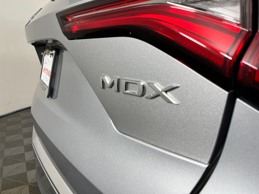 Thumbnail: 2024 Acura MDX - 4