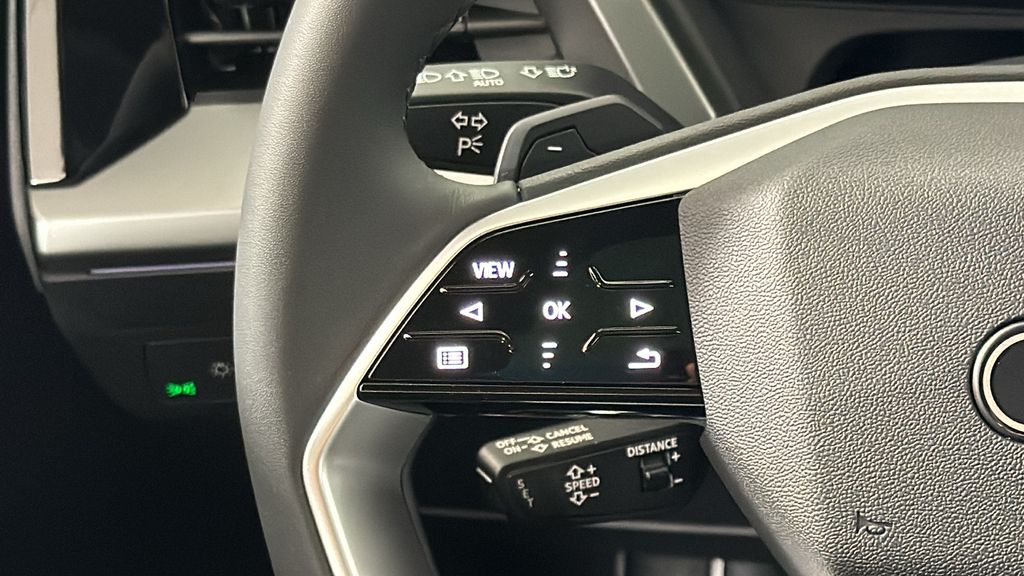 2025 Audi Q4 e-tron  16