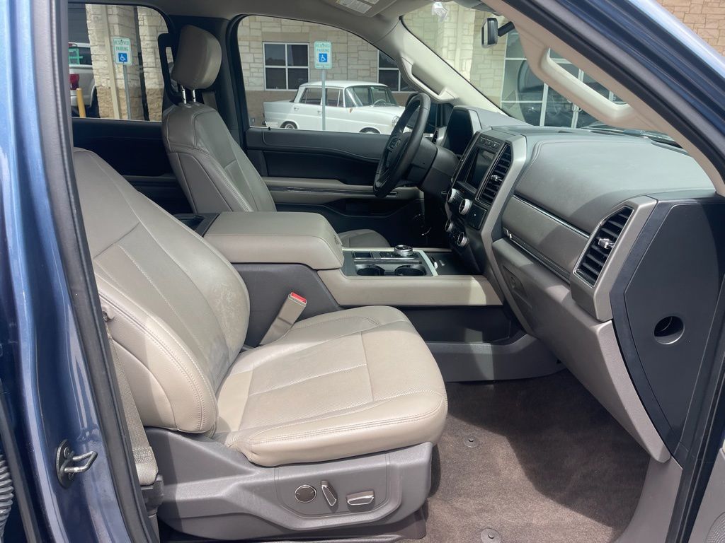 2018 Ford Expedition XLT Blue at Community Honda