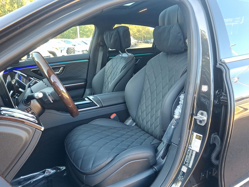 Thumbnail: 2026 Mercedes-Benz S-Class - 10