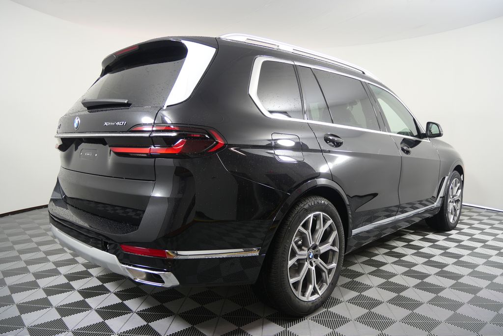 2026 BMW X7 xDrive40i 3