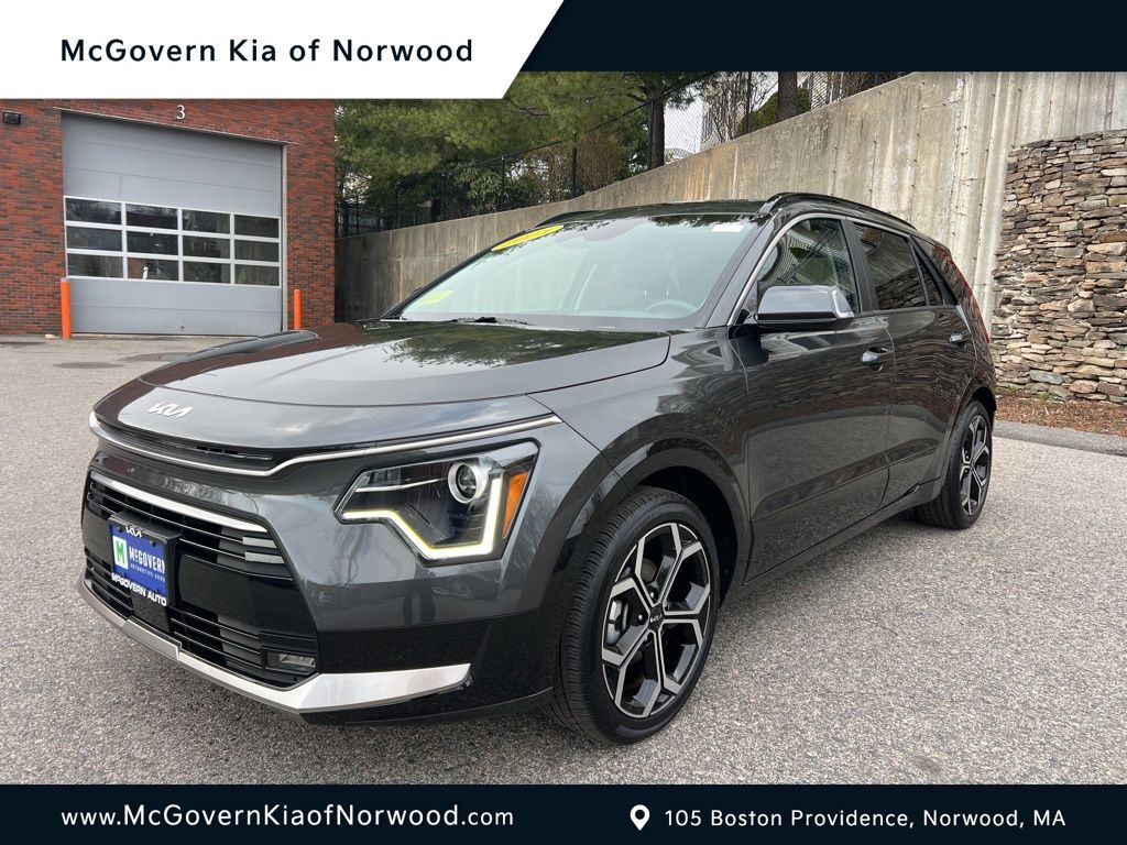 Graphite Gray 2023 Kia Niro EX Touring FWD SUV / Crossover Front-Wheel Drive 6-Speed Automatic