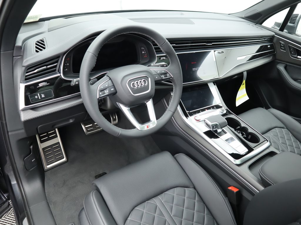 2025 Audi SQ7  10