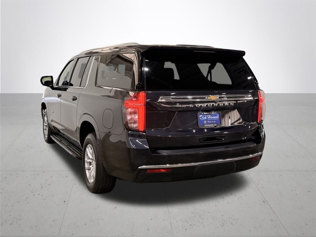 2023 Chevrolet Suburban LT