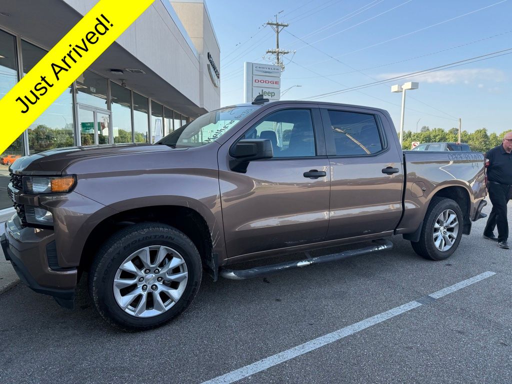 2019 Chevrolet Silverado 1500 Oakwood Metallic Camioneta Todo terreno 6 velocidades Automática marcha alta