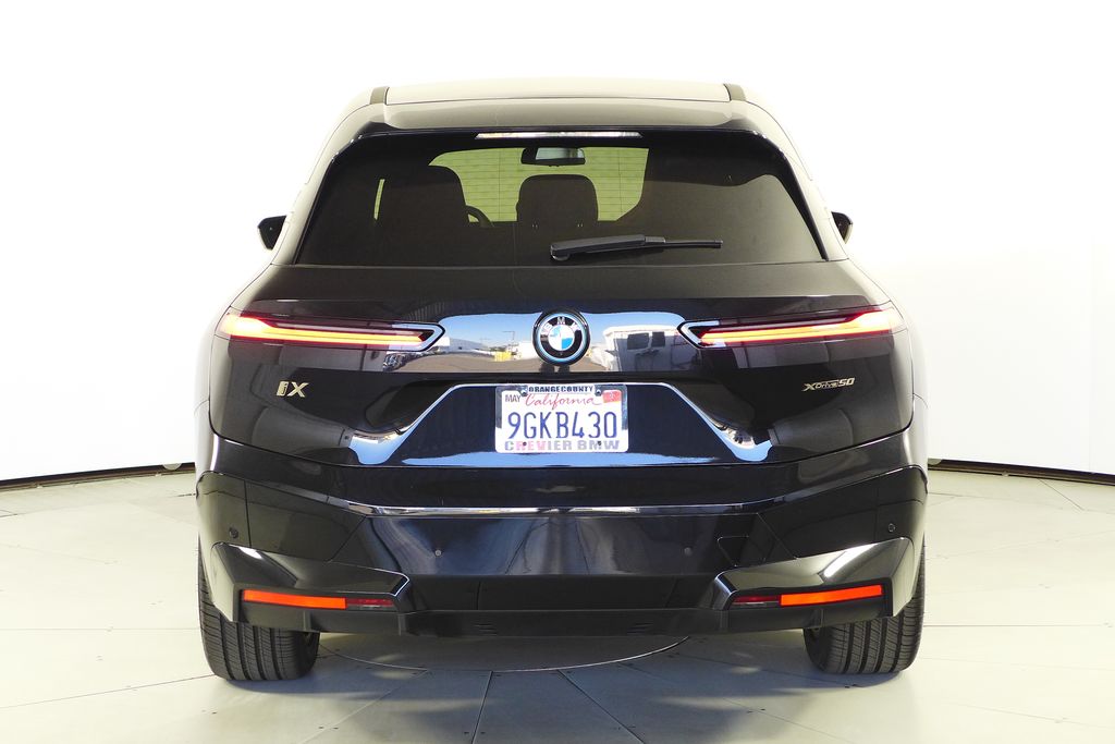 Thumbnail: 2023 BMW iX - 7