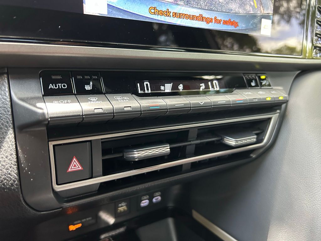 2025 Toyota Camry XSE 19