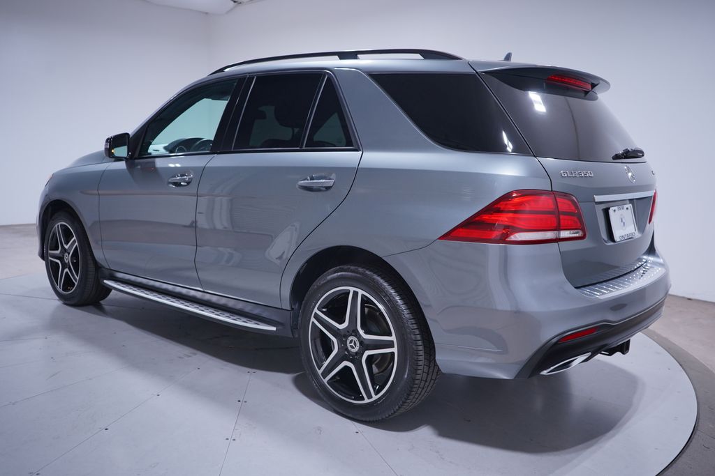 Thumbnail: 2018 Mercedes-Benz GLE - 3