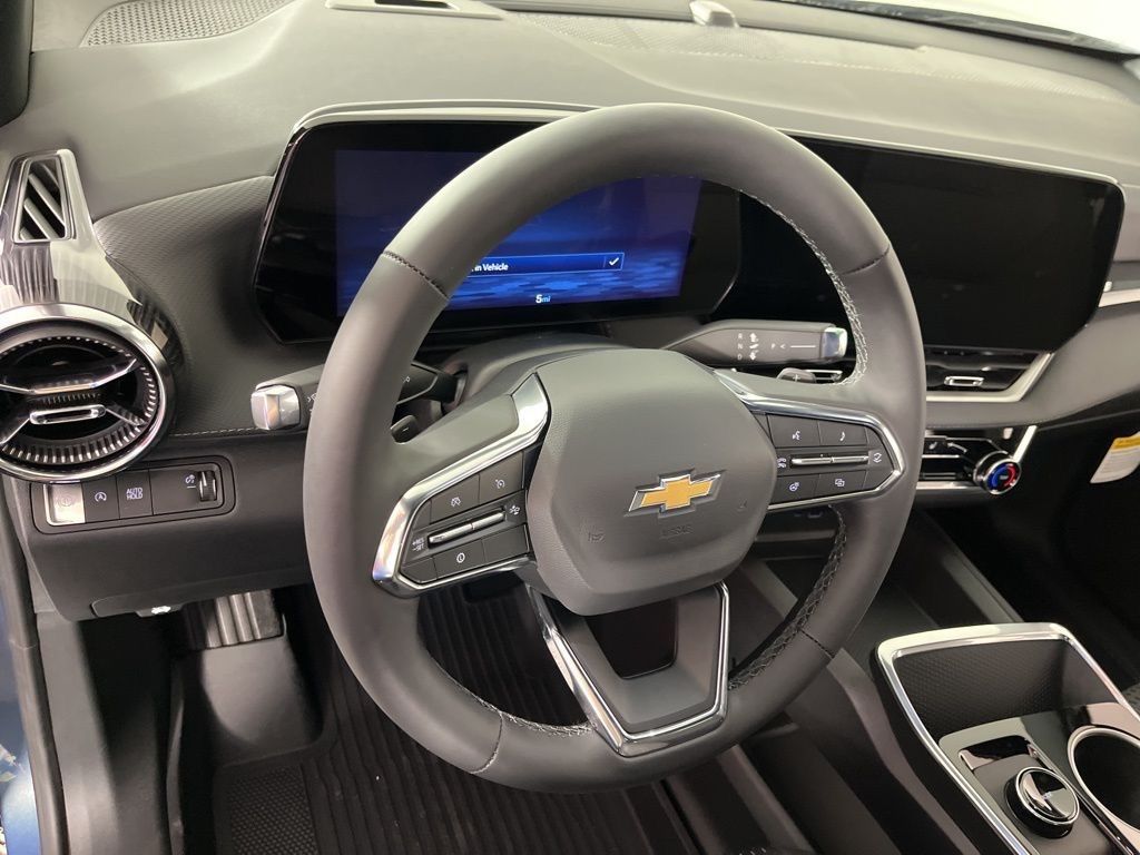 Thumbnail: 2026 Chevrolet Equinox - 22