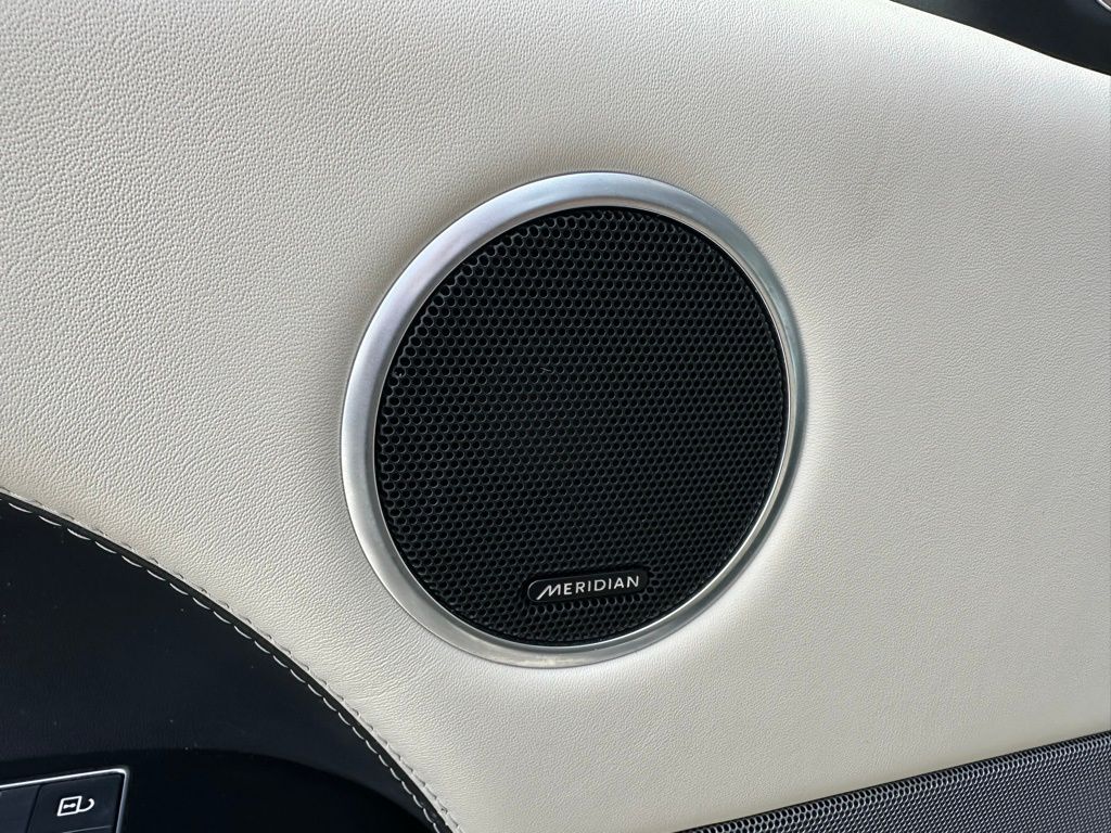 Thumbnail: 2022 Land Rover Range Rover Sport - 20