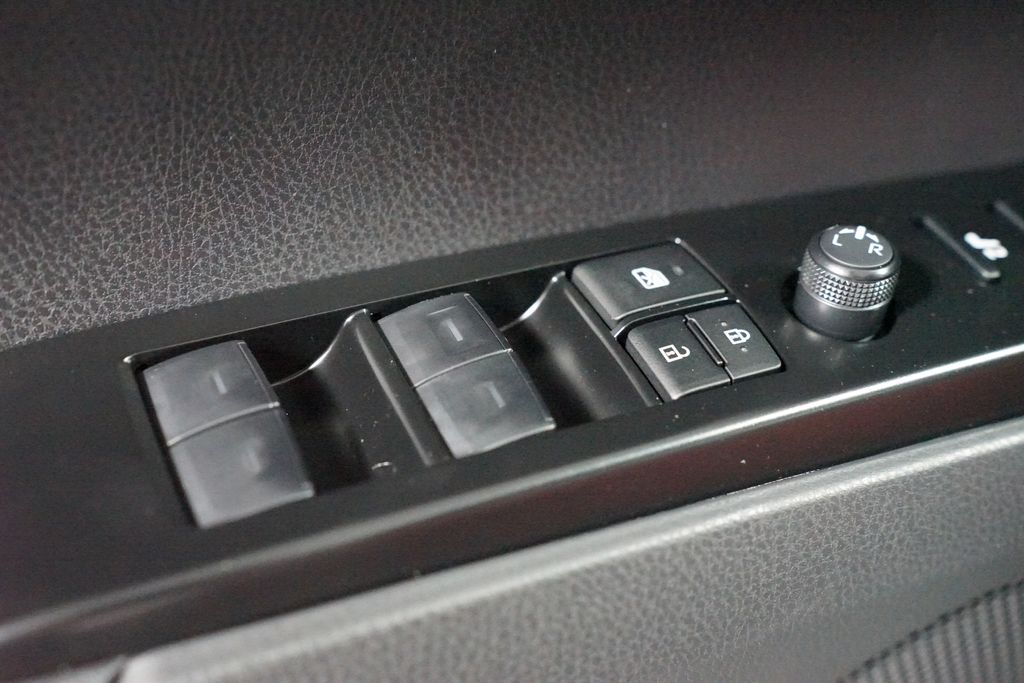 Thumbnail: 2026 Toyota Camry - 13
