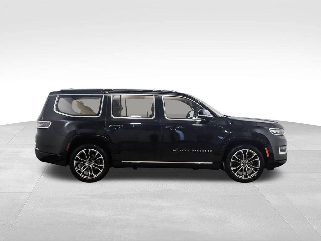 Thumbnail: 2022 Jeep Grand Wagoneer - 6