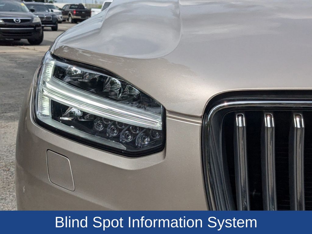 2023 Volvo XC90 B6 Ultimate Bright Theme 7P