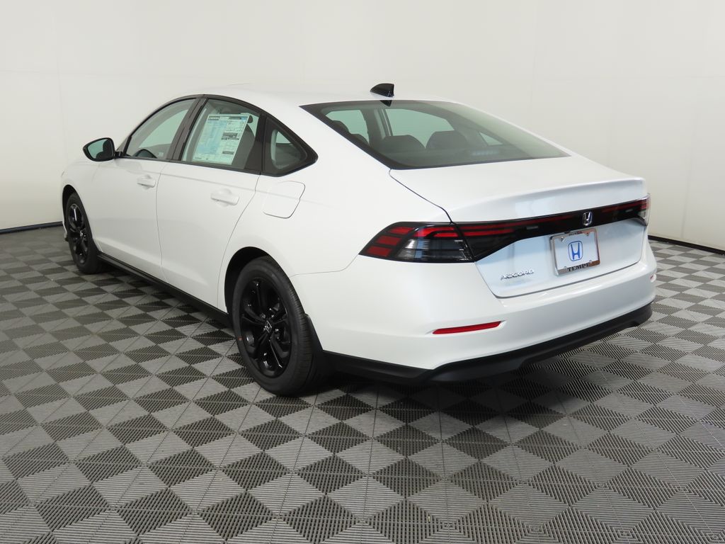 2025 Honda Accord SE 7