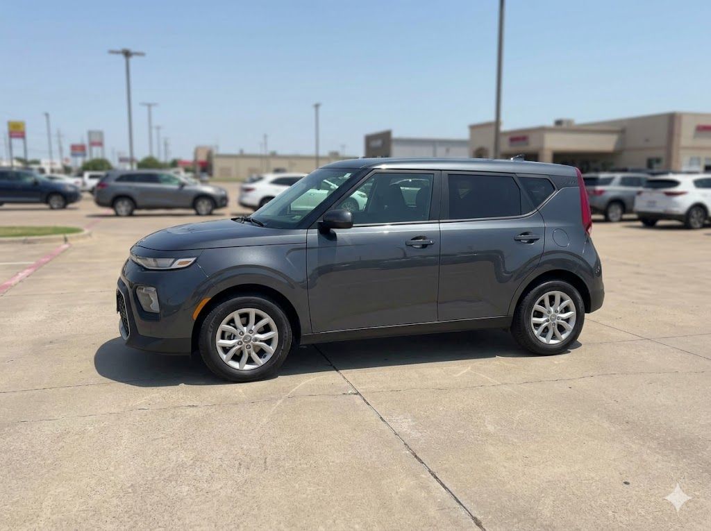 2024 Kia Soul 2.0L LX IVT's photo