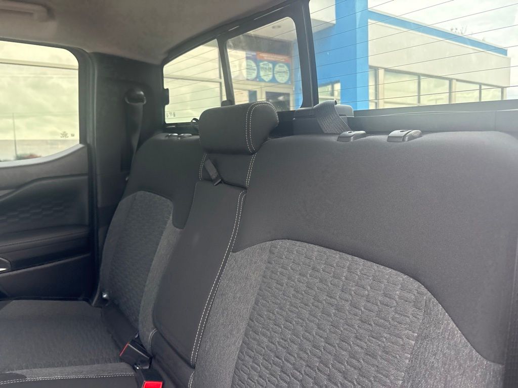 Used 2024 Gray Metallic Ford XLT image 36