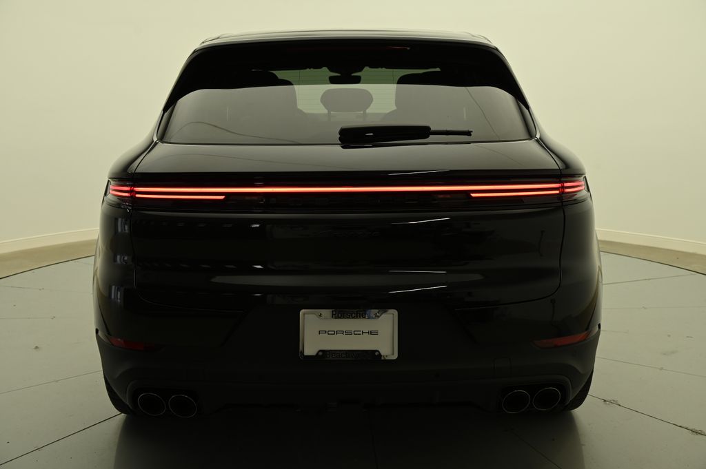 Thumbnail: 2024 Porsche Cayenne - 27