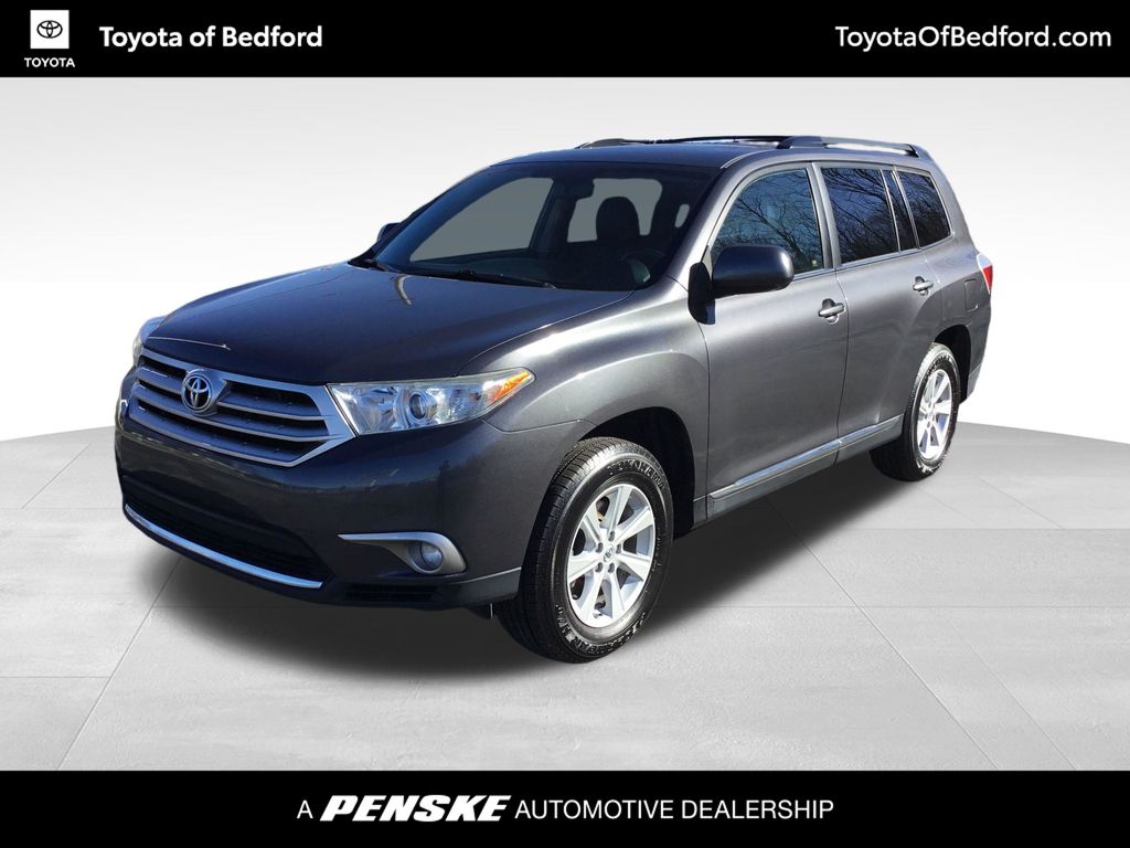 2013 Toyota Highlander SE -
                  Bedford, OH