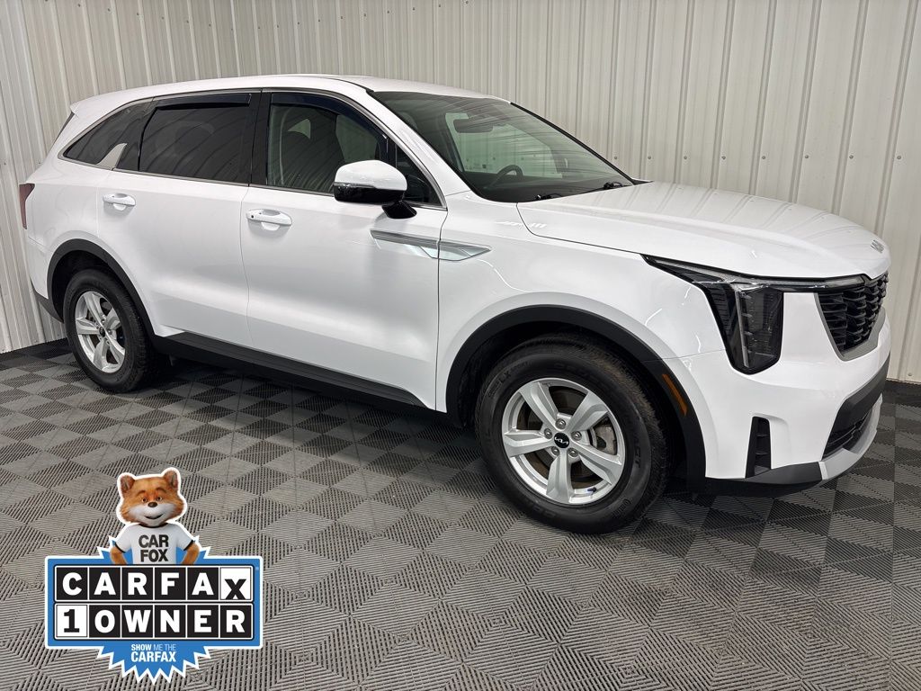 2025 Kia Sorento LX FWD