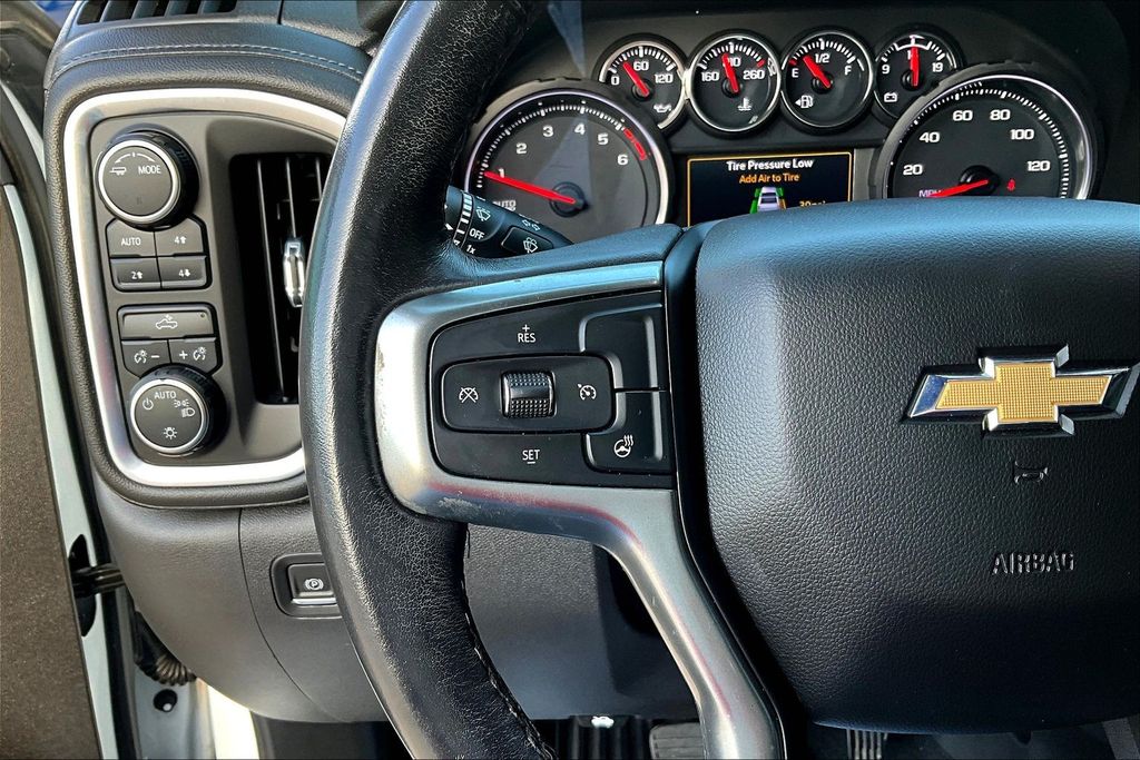 2021 Chevrolet Silverado 1500 LT - 11