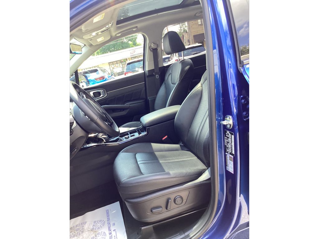 Used 2023 Kia Sorento SUV