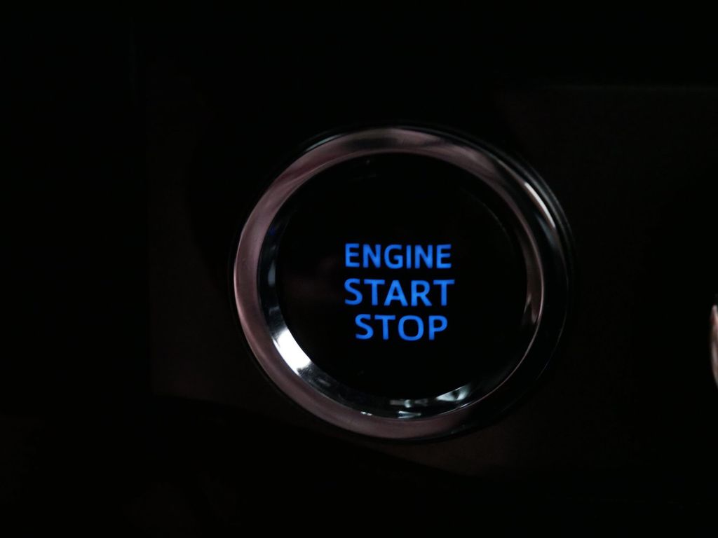 Used 2016 Toyota Tacoma Truck