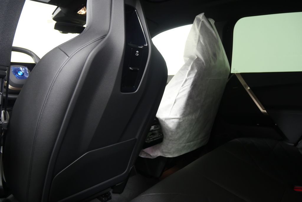 Thumbnail: 2026 BMW iX - 16