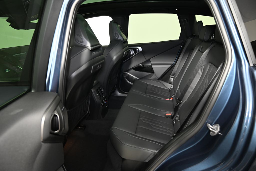 Thumbnail: 2026 BMW X3 - 25
